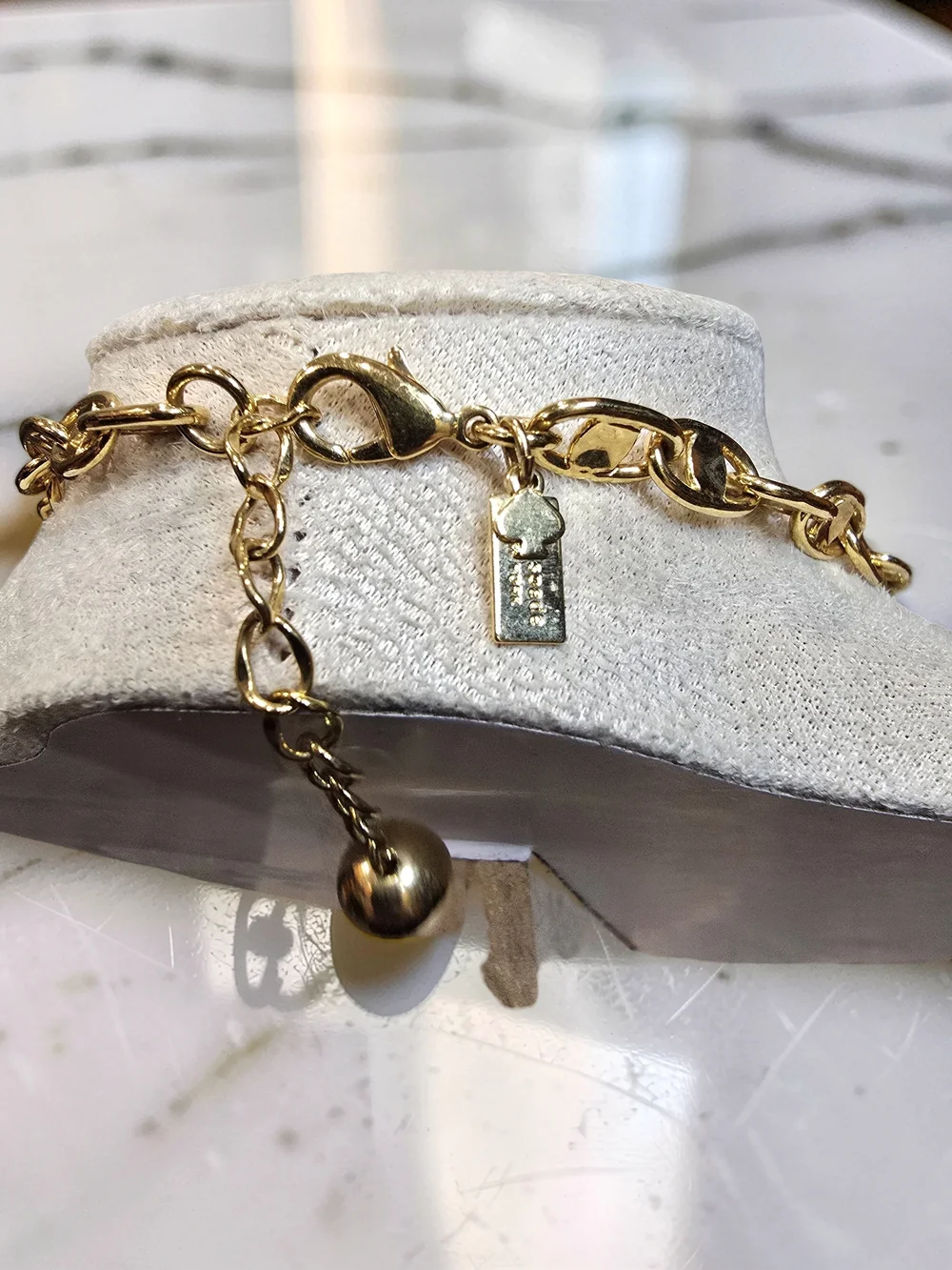 Rare Kate Spade Orchestra Hall Statement Necklace